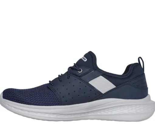 Relaxed Fit: Slade - Raymar