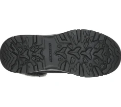 Relaxed Fit: Trego - Falls Finest