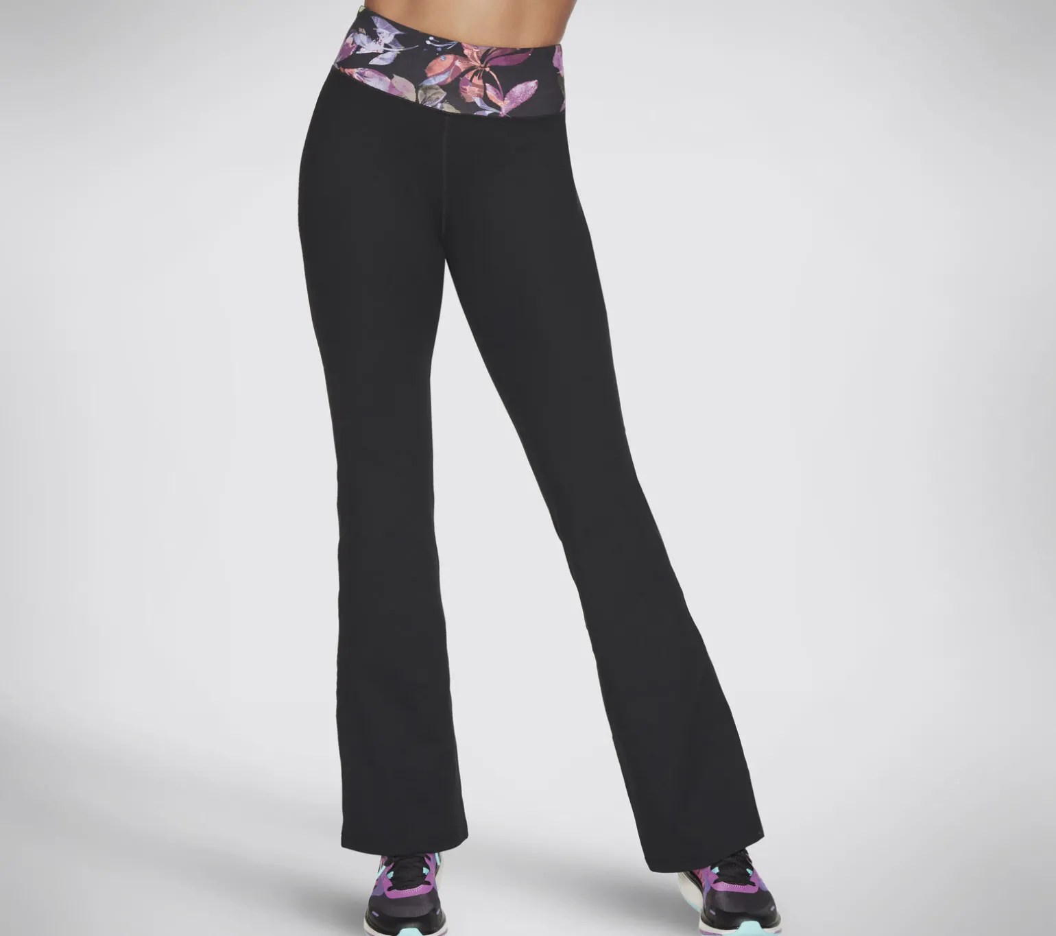 The GO FLEX Ultraviolet Flare Pant